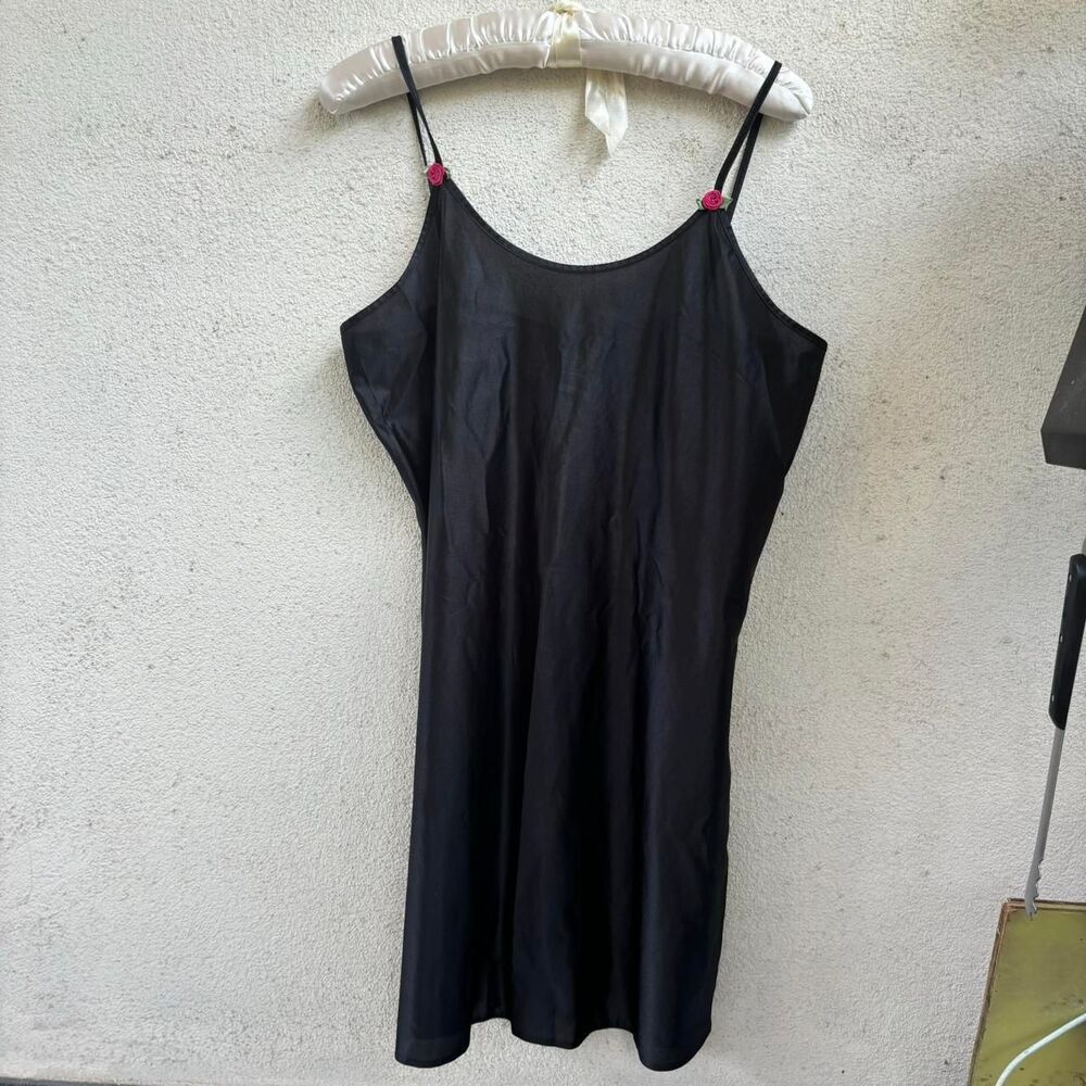 American-vintage Women's Black Dress